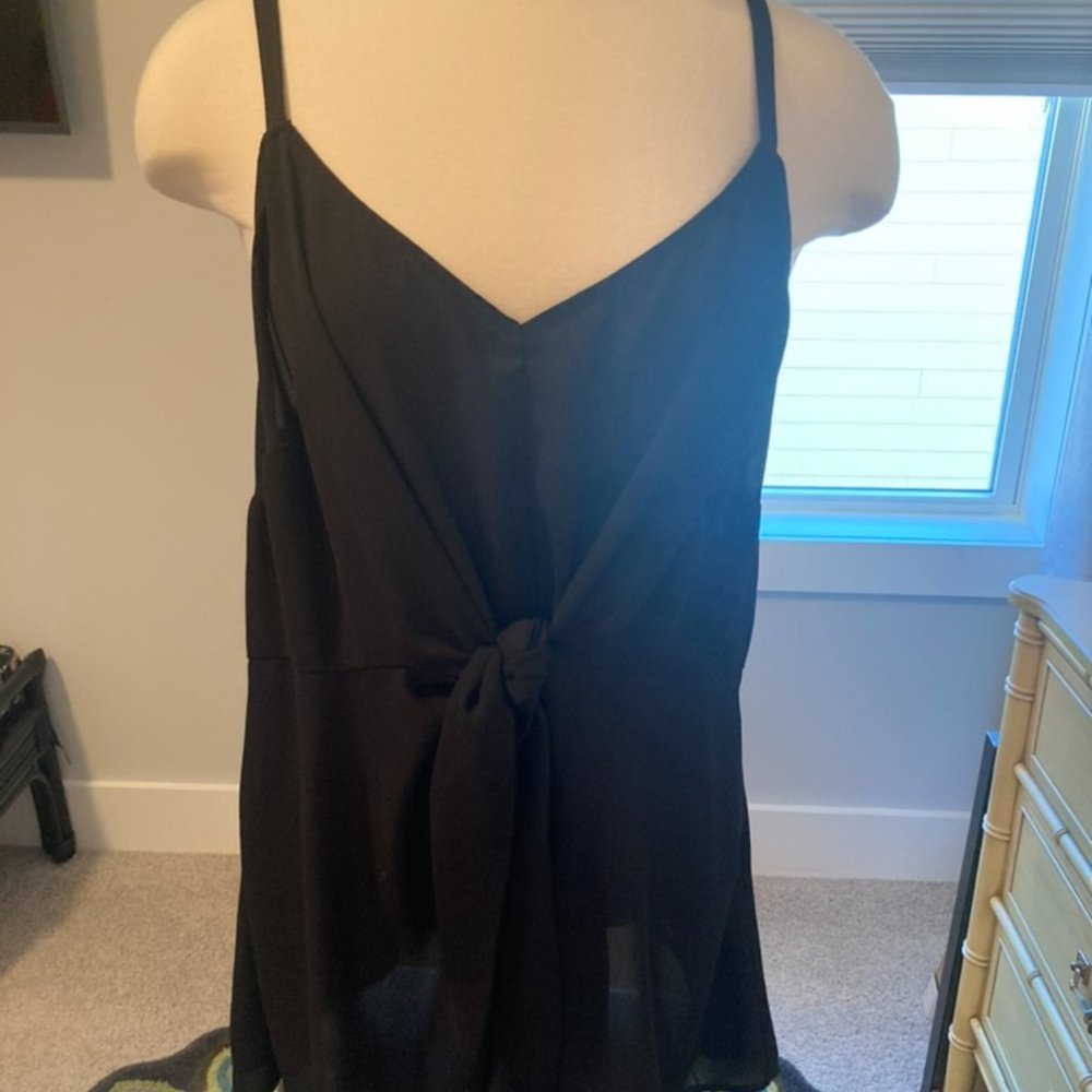 Torrid front tie cami tunic - NWOT Sz 0